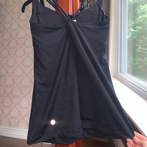 LULU LEMON black tank top - Picture 1 of 7
